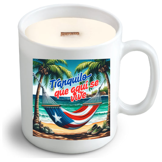 Tranquilo Que Aqui se Vive   – Soy Candle in Reusable Mug | Hawaiian Pink Hibiscus Scent + Crackling Wood Wick